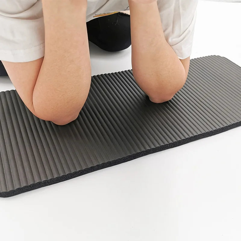 Fitness-Übungs-Yogamatte, Mini-Rutschfeste Zusatzübungs-Fitness-Pilates-Matte, Faltbare Tragbare Schweißfeste Yogamatte
